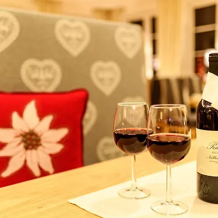 Homestay Haus Berktold: 4-star Family Wellness Retreat 3*